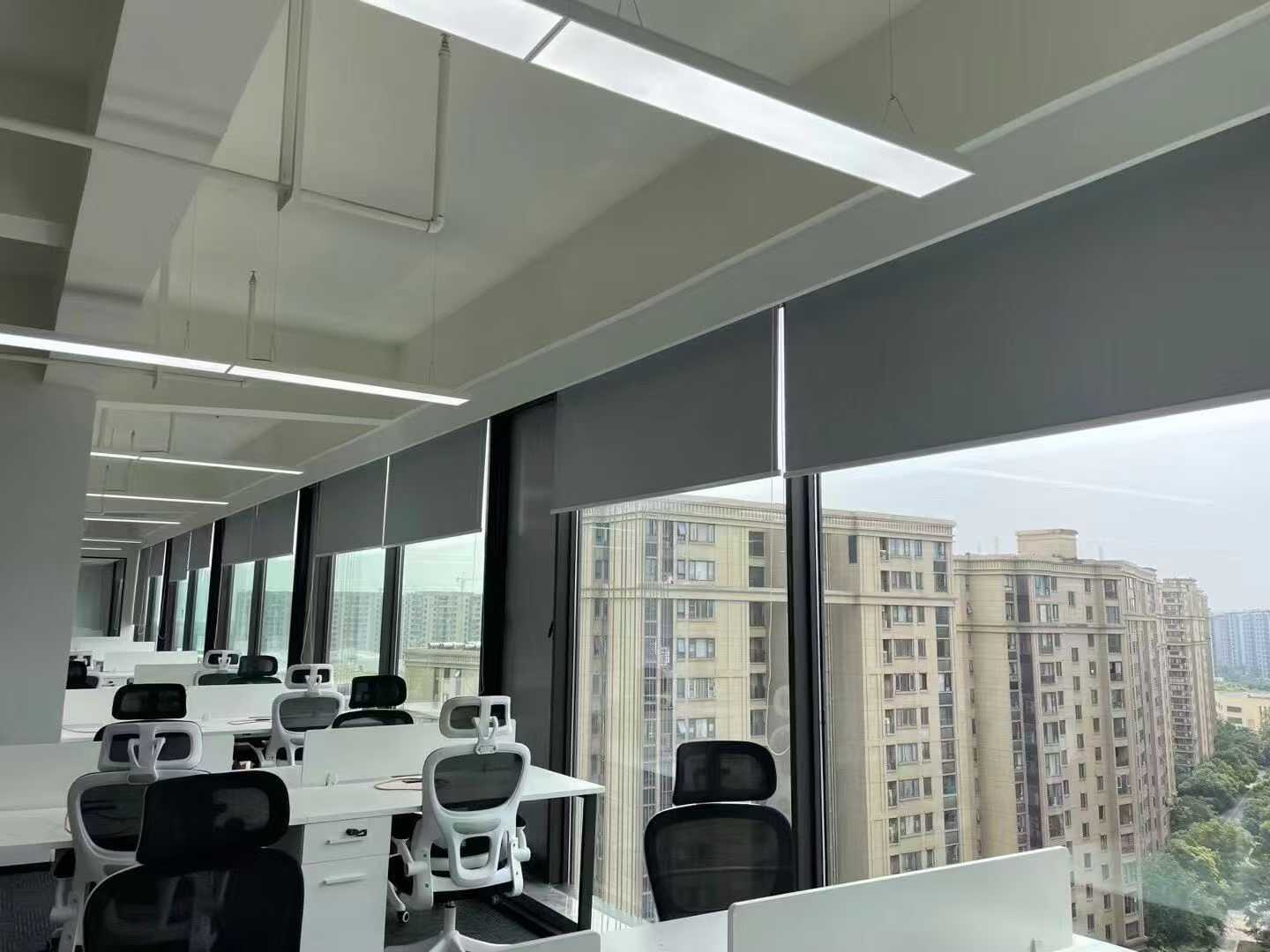 roller curtain